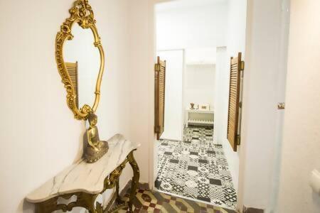Apartamento Sh Casa Buda Gran En El Centro Cádis